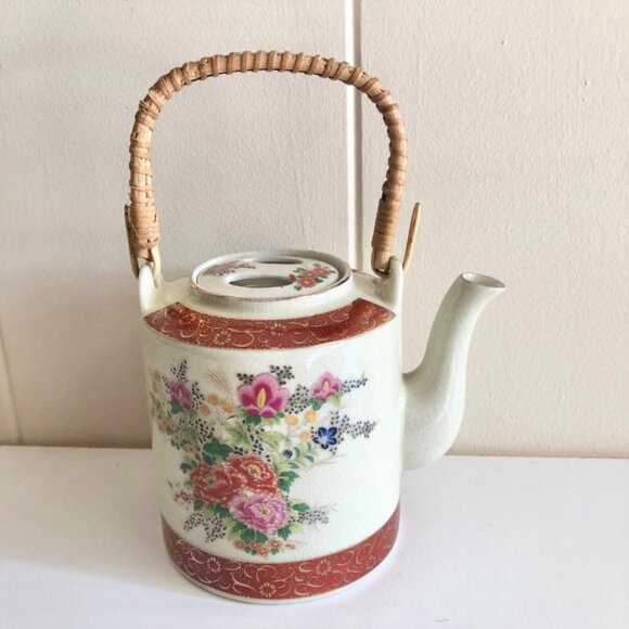 Vintage Hand Painted Japanese Tea Pot - Picture 3 of 7